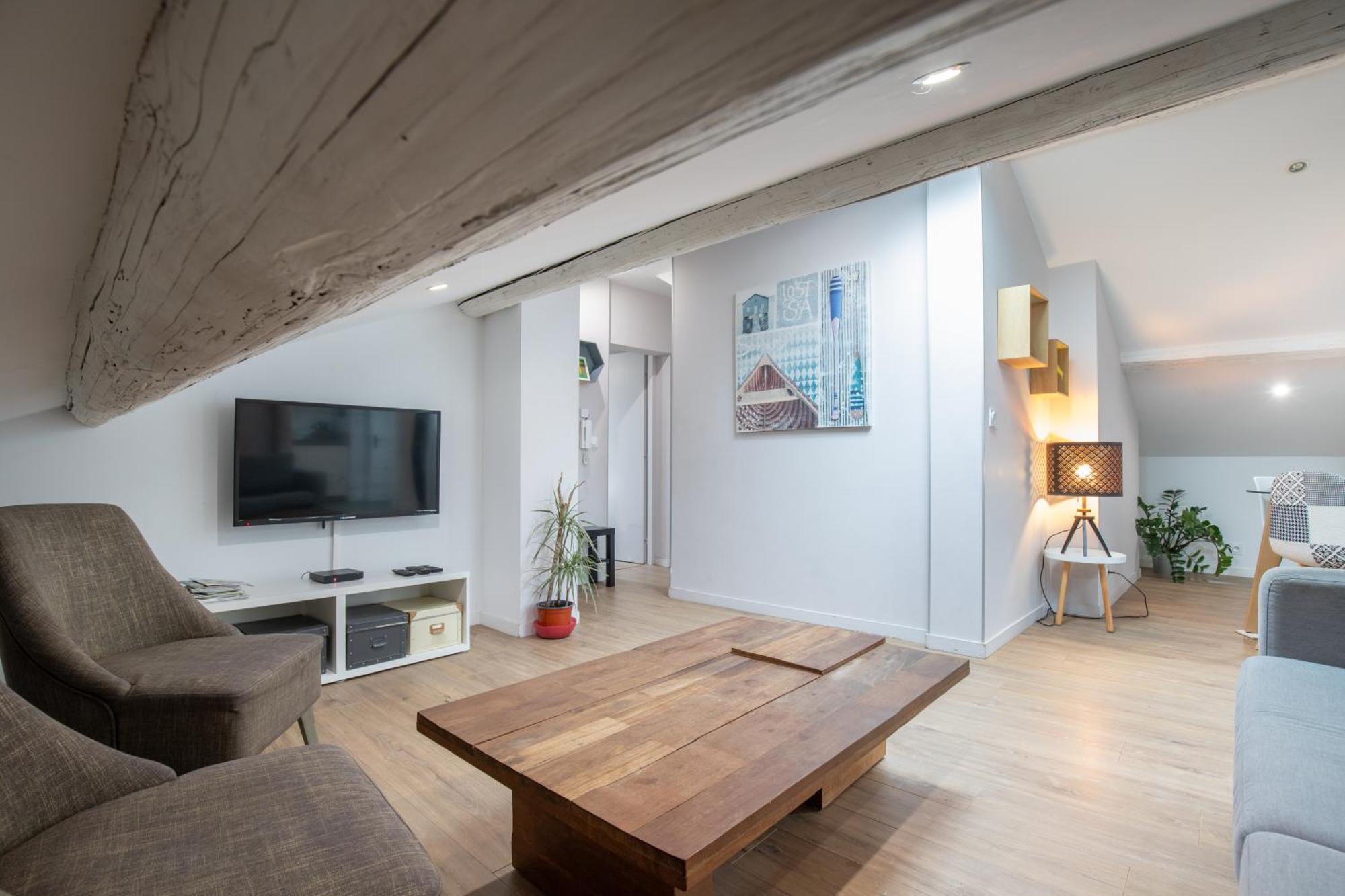 La Chic Comedie - 2 Chambres - Hypercentre - Wifi Montpellier Exterior photo